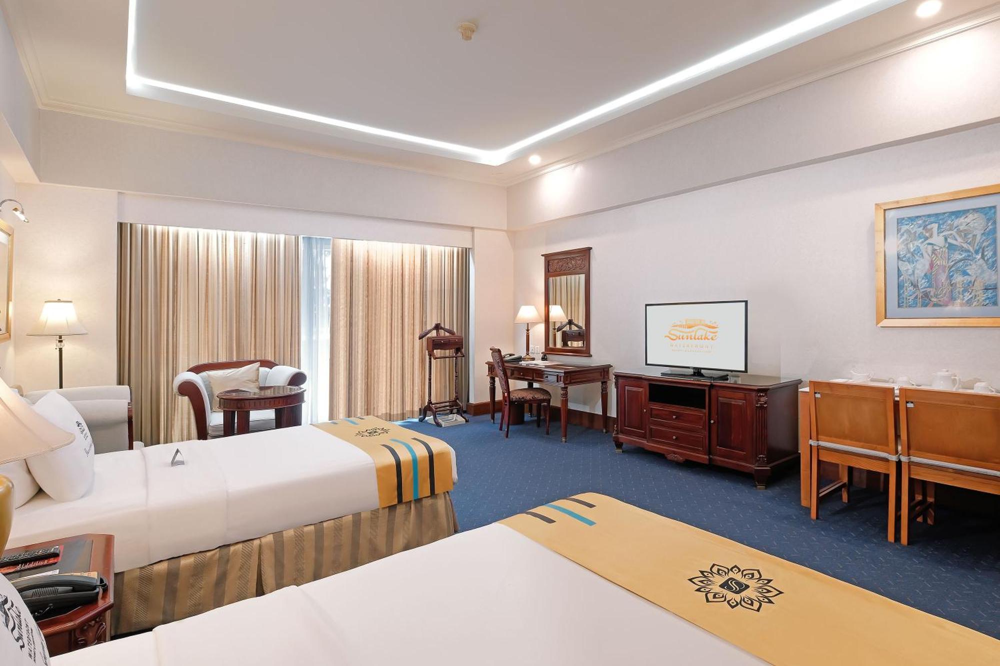 Sunlake Waterfront Resort & Convention Джакарта Экстерьер фото