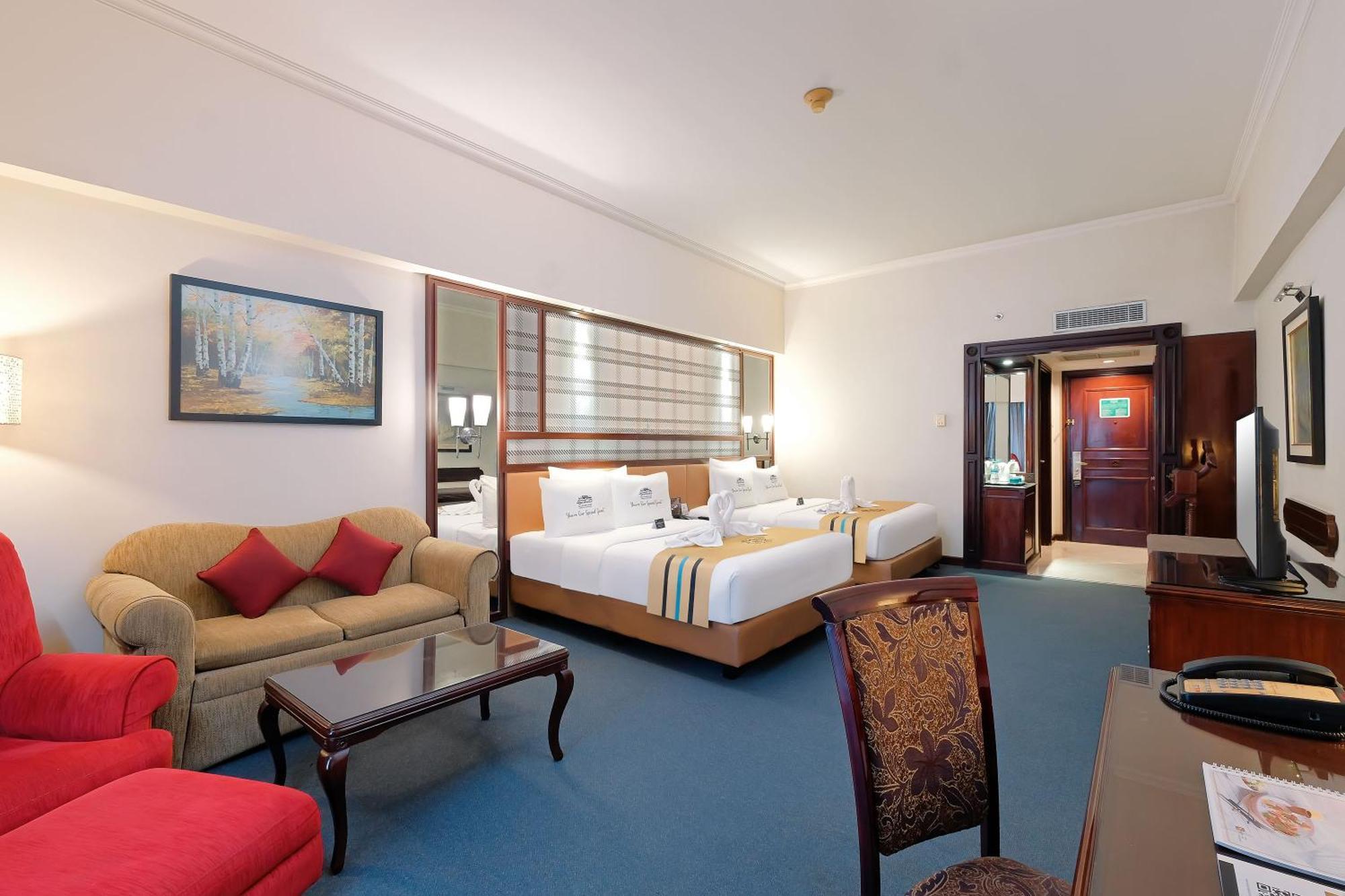 Sunlake Waterfront Resort & Convention Джакарта Экстерьер фото